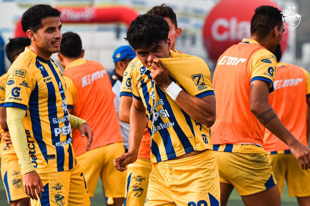 Cobán Imperial Lidera Clausura 2025 con Victoria sobre&nbsp;Mixco