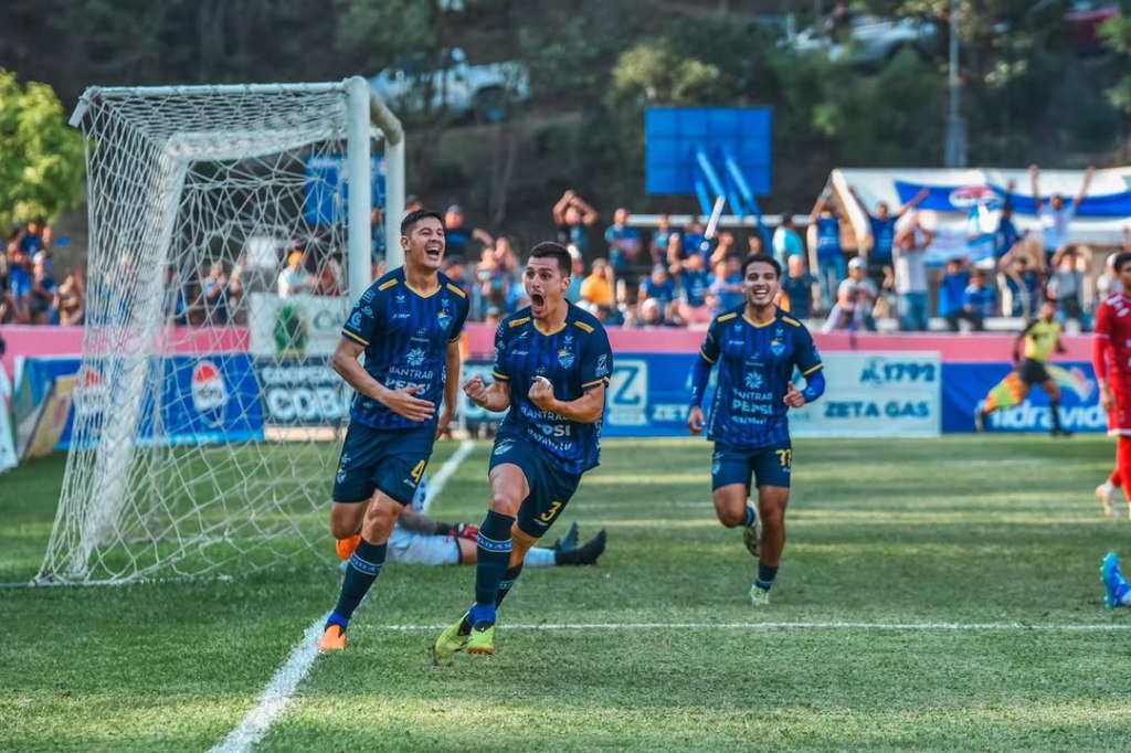 “Panzas Verdes firmes, Príncipes letales: así se metieron a&nbsp;semis”