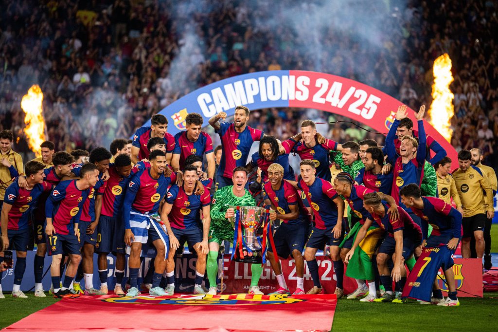 Barça celebra el título con su gente: una fiesta de campeones en&nbsp;Montjuïc