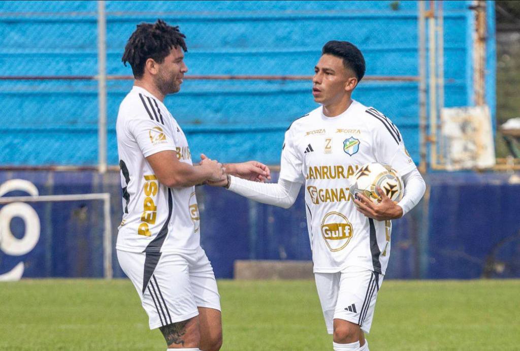 Comunicaciones ilusiona: doblete de fichajes mexicanos y triunfo ante Aurora en fogueo previo al&nbsp;Apertura