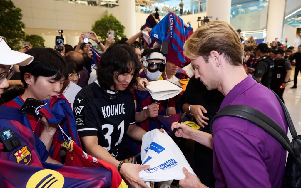 Ter Stegen operado con éxito, pero el Barça mantiene incertidumbre sobre su regreso y apuesta por Joan&nbsp;García