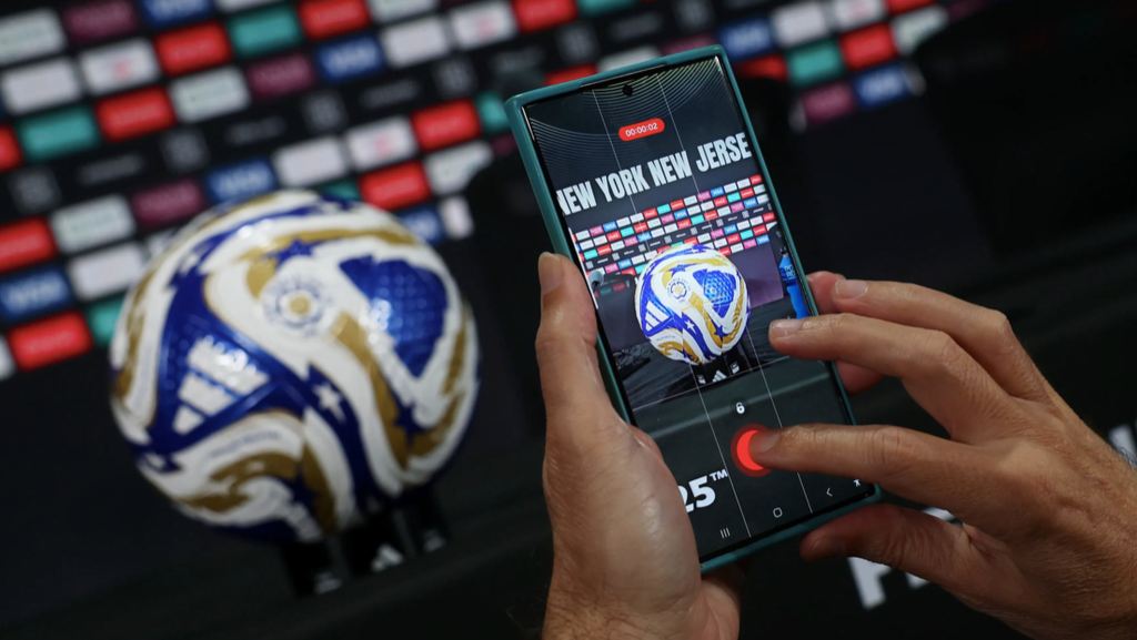 El oro brilla en la final: FIFA y Adidas revelan el nuevo balón para coronar al rey del Mundial de Clubes&nbsp;2025