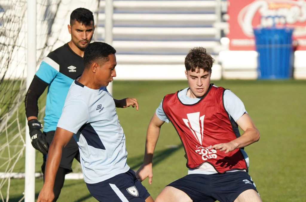 “¡Que retumbe Guatemala! Arévalo respalda a Tena antes del choque histórico ante EE.&nbsp;UU.”