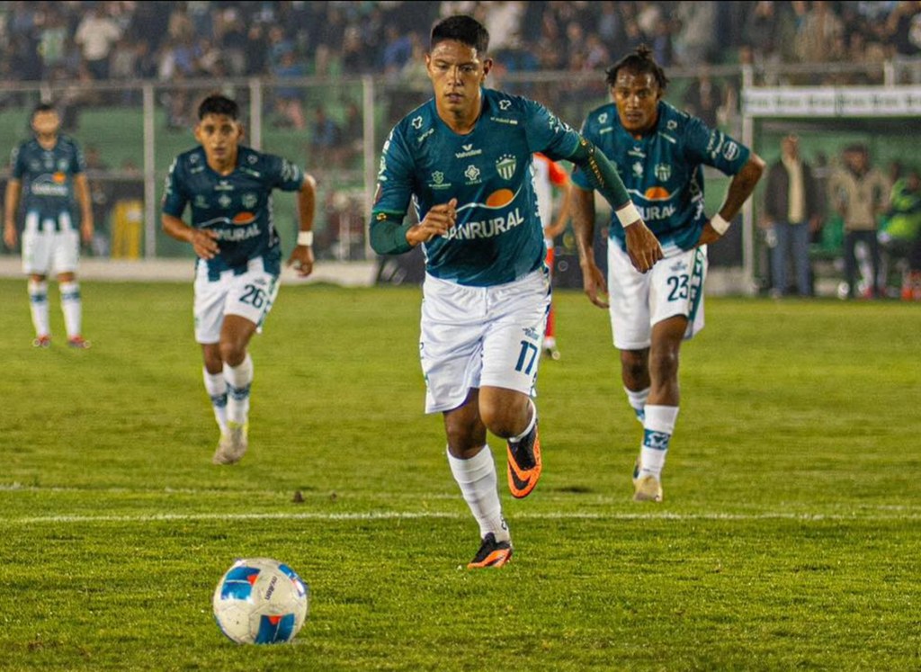 Antigua impone su ley en el Pensativo y se mete de lleno en la pelea por el Apertura&nbsp;2025