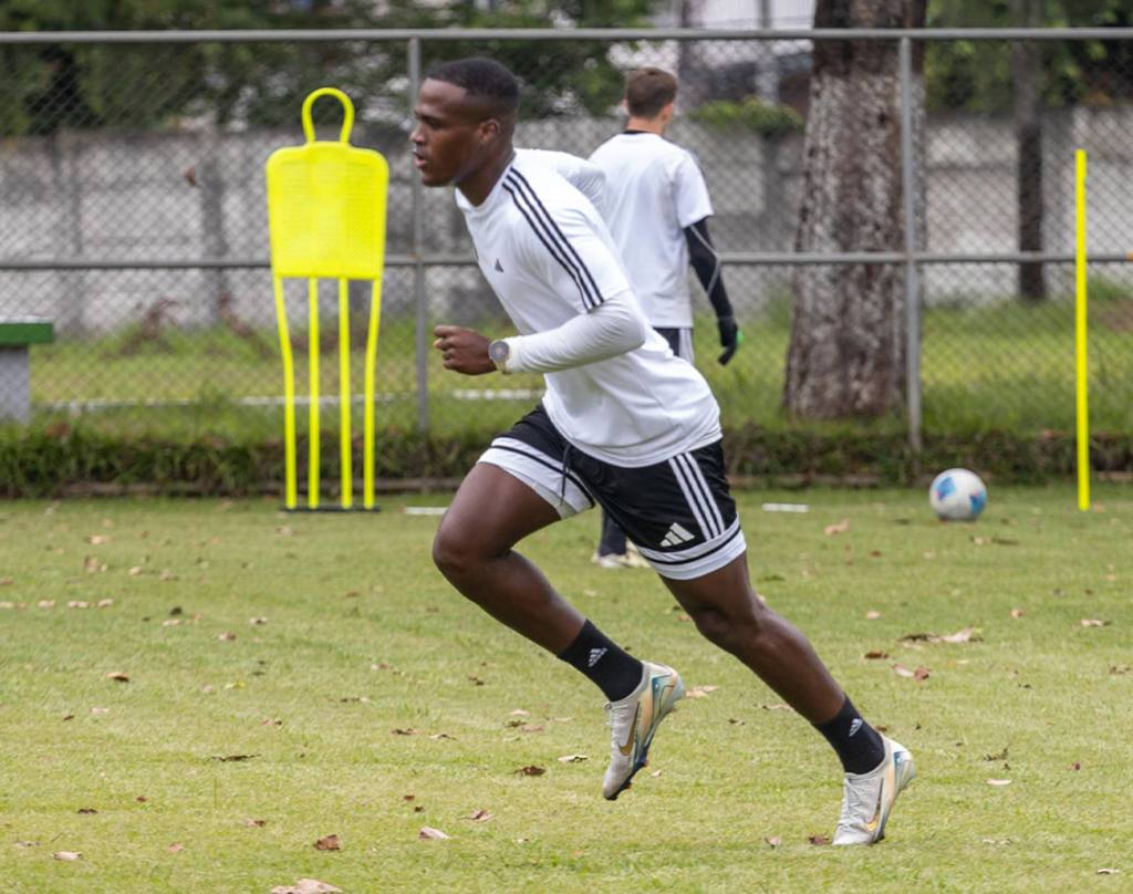 Clásico 334: Comunicaciones llega con sed de revancha y bajas&nbsp;sensibles