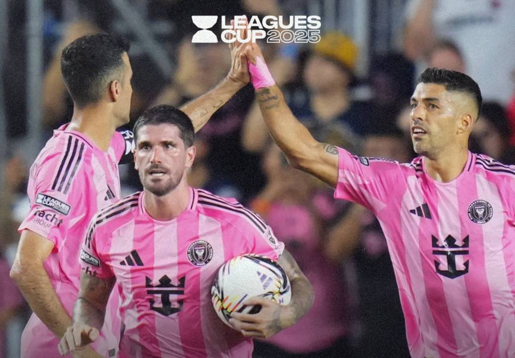 Suárez comanda la remontada: Inter Miami avanza a cuartos con actuación estelar y gol debut de De&nbsp;Paul