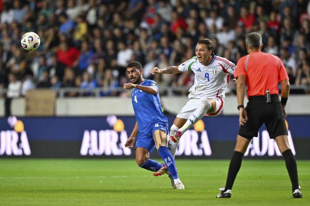 Tonali salva a Italia en un thriller de nueve goles y mantiene viva su ilusión&nbsp;mundialista