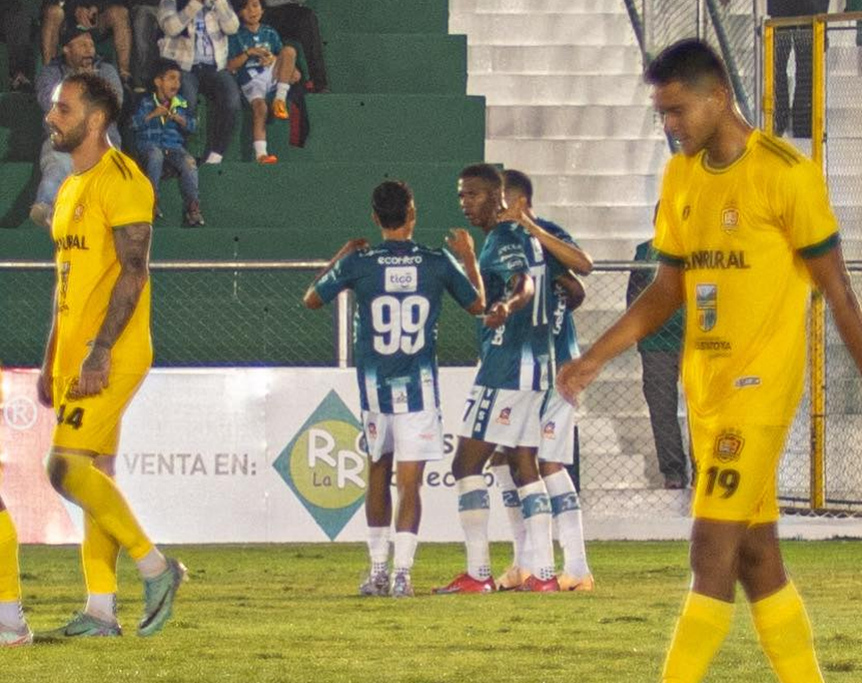 Antigua resiste la tormenta y se adueña del liderato del Apertura&nbsp;2025