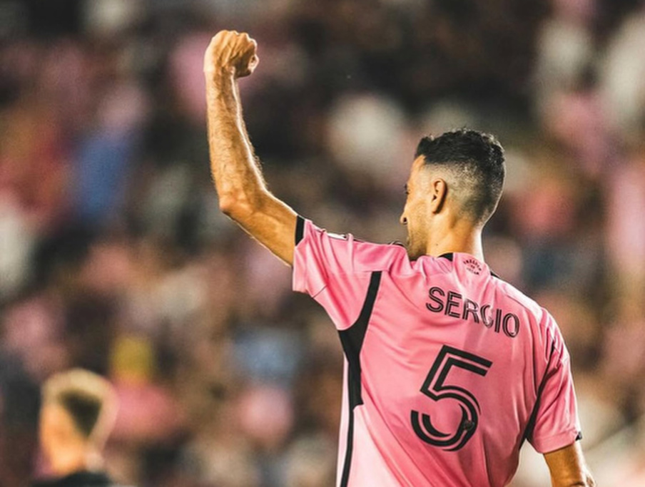 Sergio Busquets se despide del fútbol: el cerebro eterno cuelga los&nbsp;botines