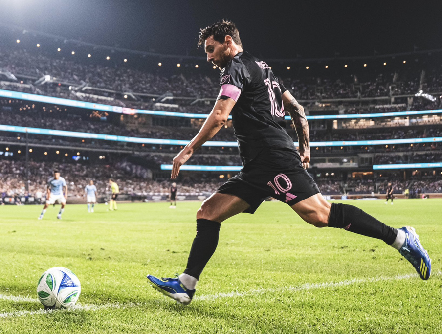 Messi deslumbra en Queens y guía al Inter de Miami con una goleada&nbsp;histórica