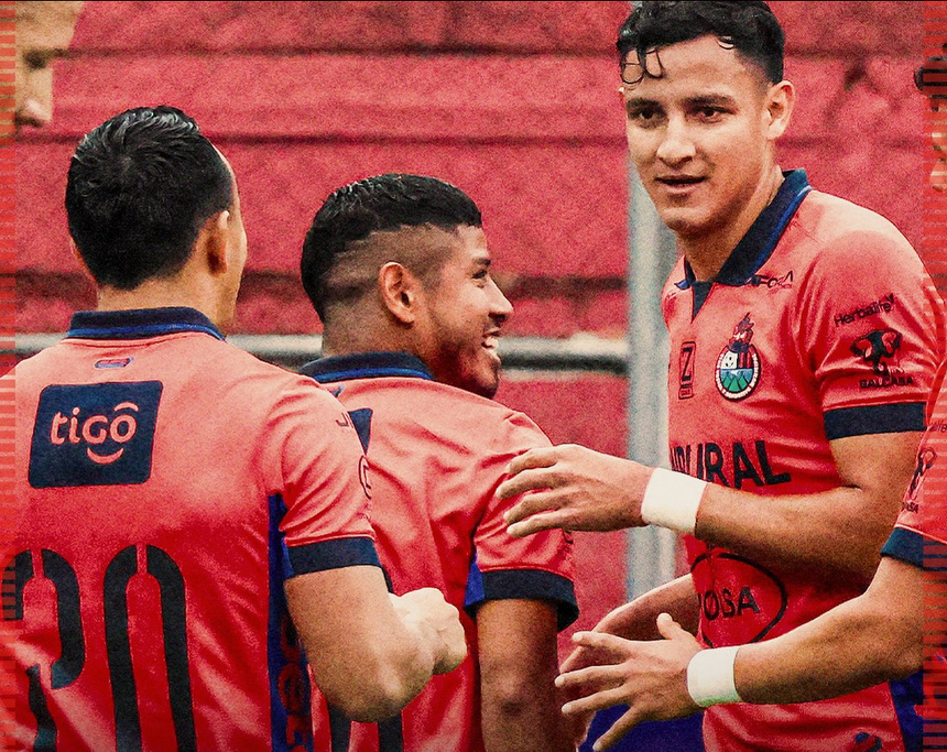 Municipal arrasa a Marquense: 3-0, liderato provisional e invicto intacto en el Apertura&nbsp;2025