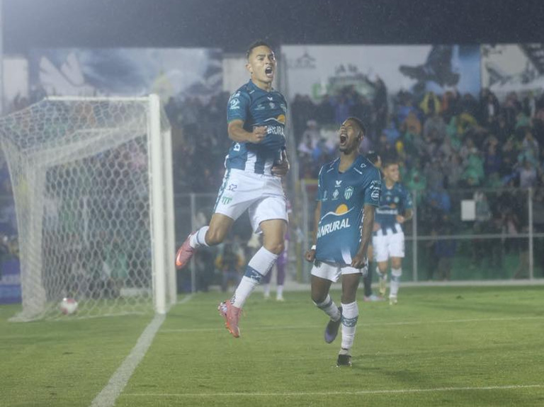 Antigua GFC arrolla a Aurora y vuelve a soñar en grande: finalista del Apertura&nbsp;2025