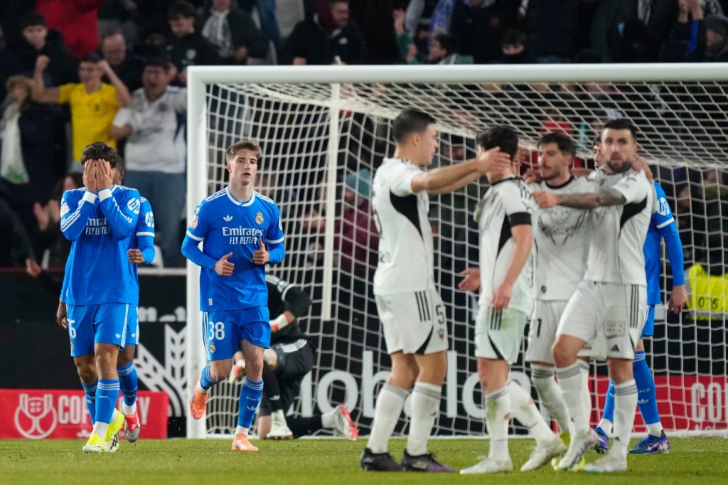 Noche negra en el Bernabéu: el “Albacetazo” que sacó al Real Madrid de la Copa del&nbsp;Rey