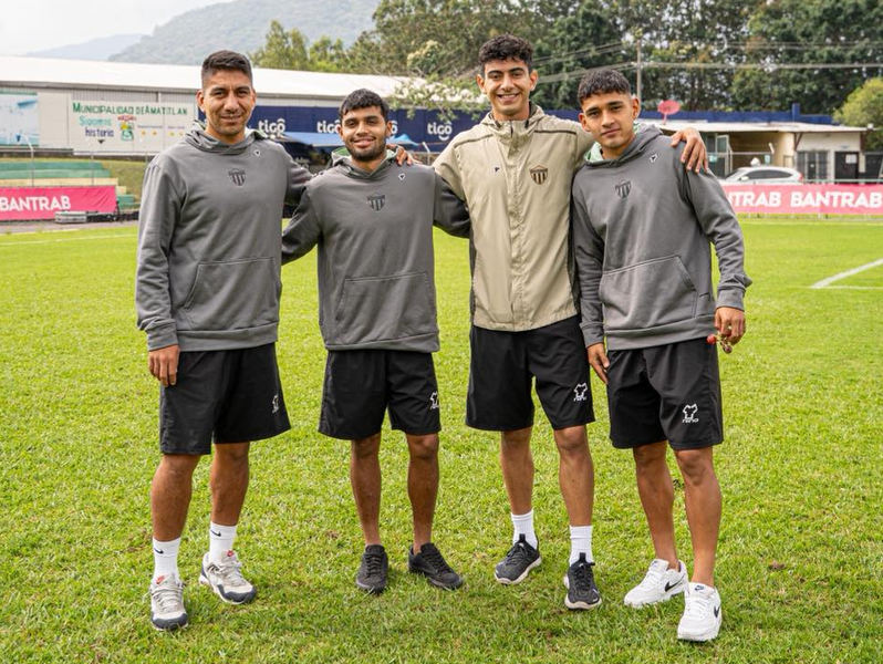 La Presión aumenta: Comunicaciones y Municipal en la&nbsp;lucha