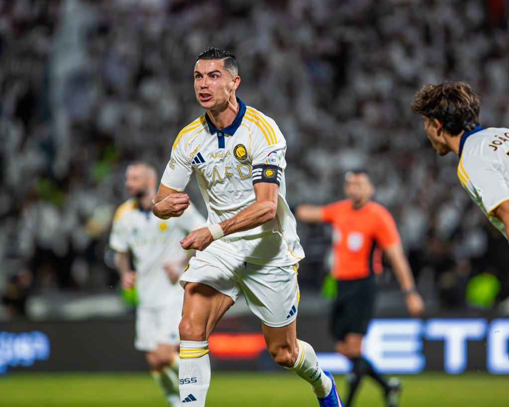 Cristiano Ronaldo alcanza los 100 goles en Arabia Saudita y guía a Al-Nassr hacia el&nbsp;liderato