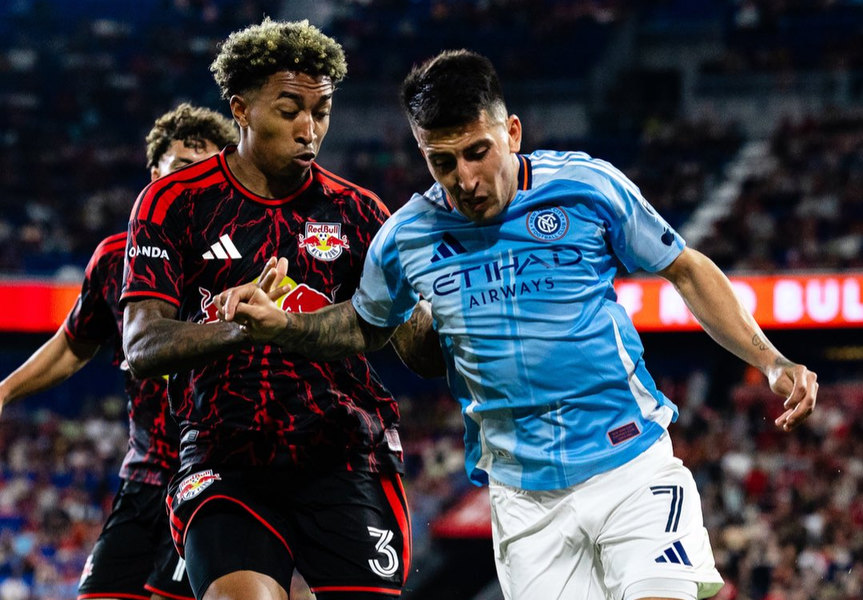 Perea rescata al NYCFC en un intenso derbi neoyorquino ante Red Bulls