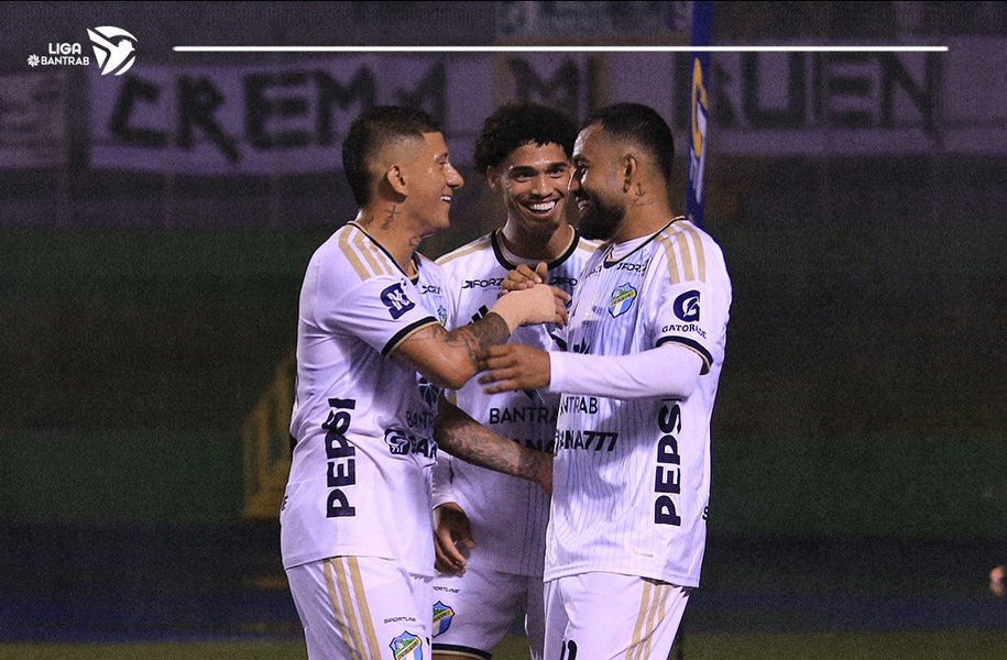 Comunicaciones despierta con un triplete de Bradley y doblega a&nbsp;Malacateco