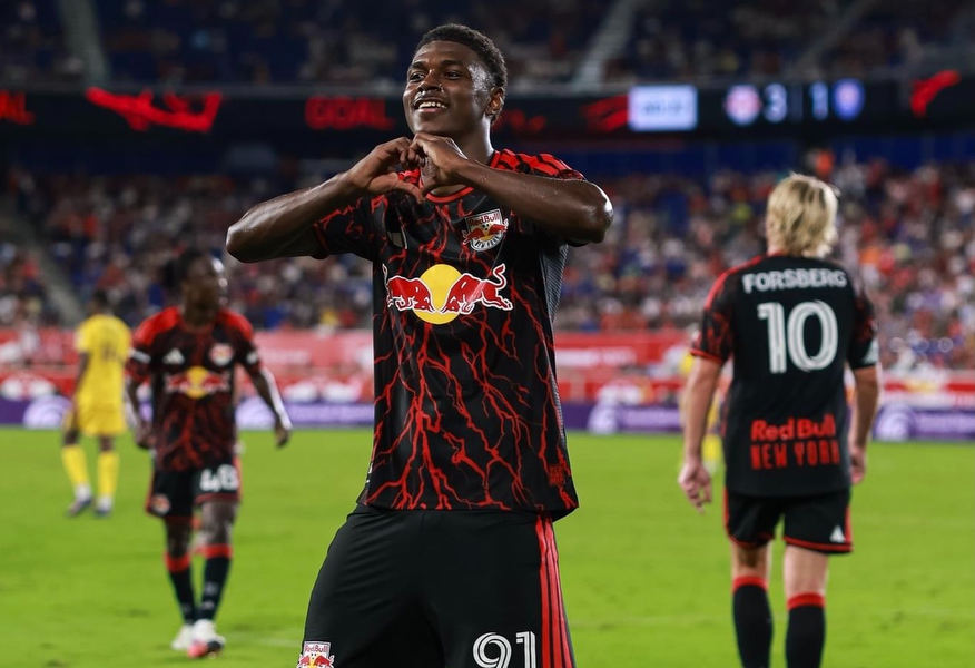 Orlando City luchó hasta el final, pero Red Bulls impuso su localía en un vibrante duelo de la MLS
